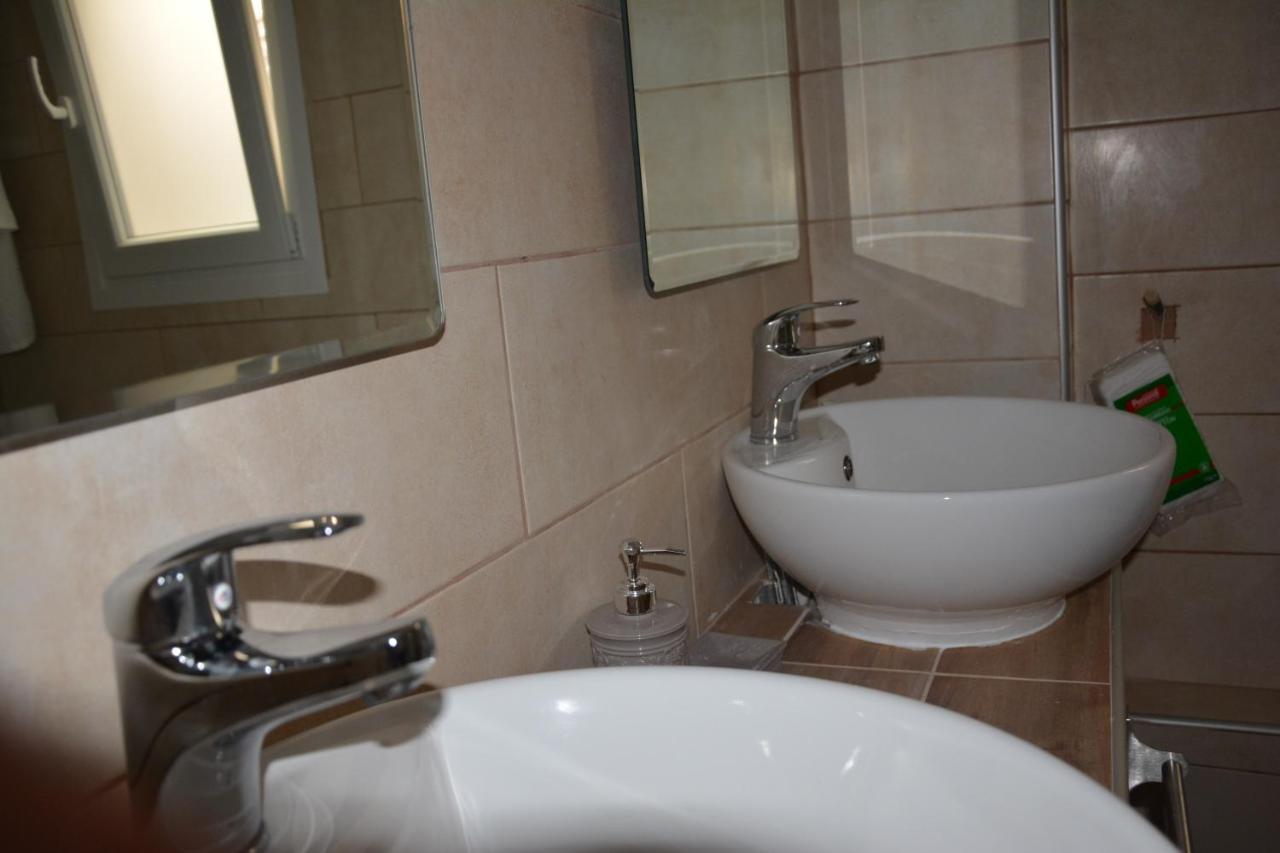 Moudania'S Cozy Apartment Néa Mudaniá Kültér fotó